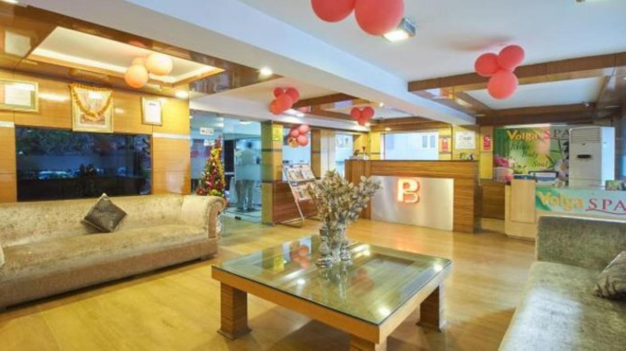Hotel Balsons Continental Yeni Delhi Dış mekan fotoğraf